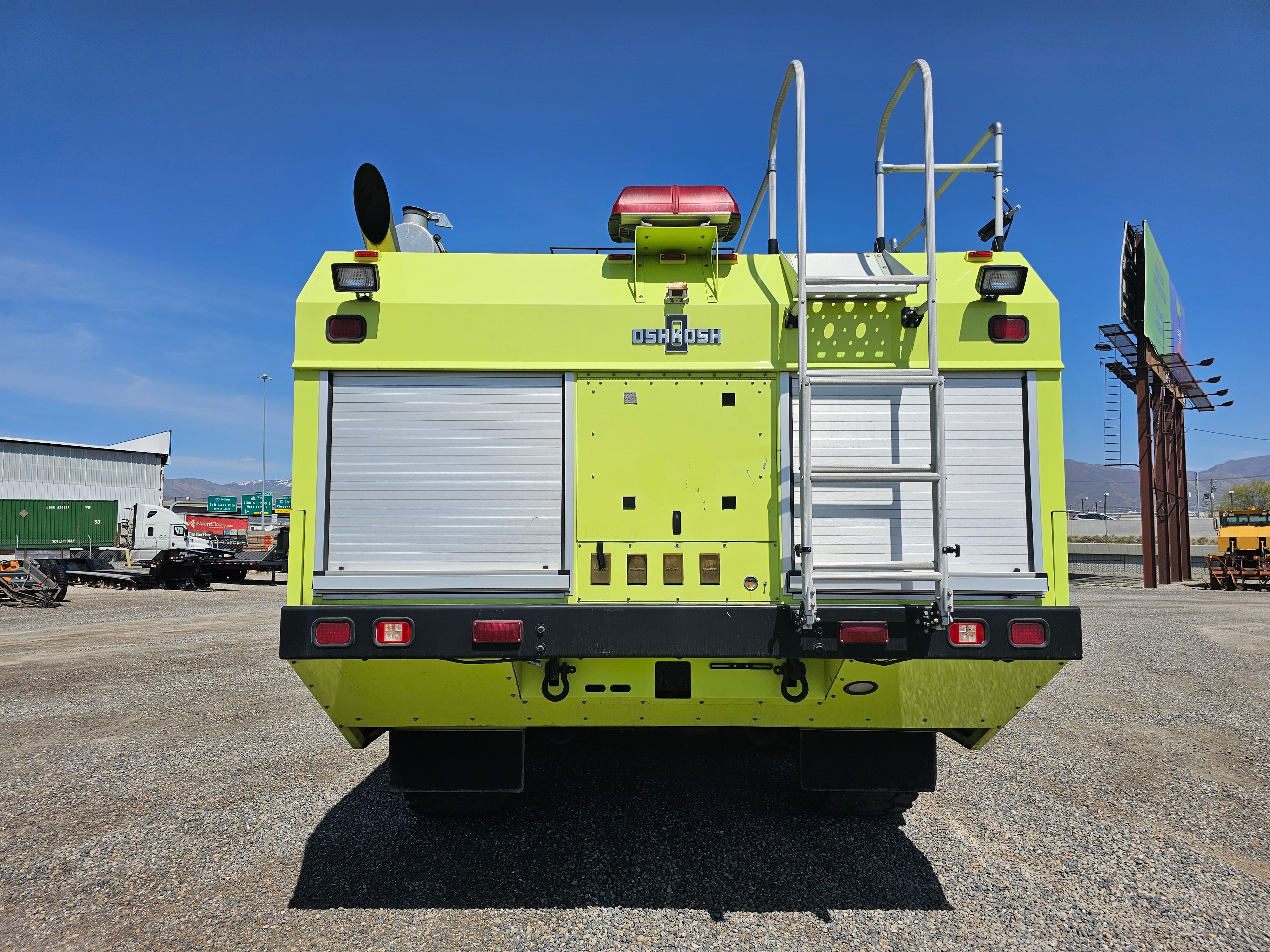 Oshkosh Striker 3000 Fire Truck