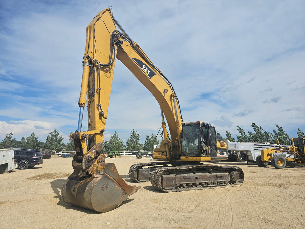 2007 CAT 330D L