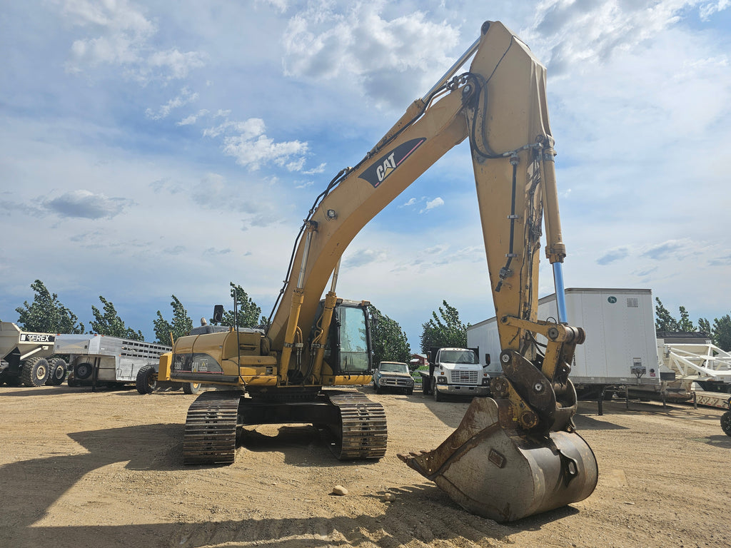 2007 CAT 330D L