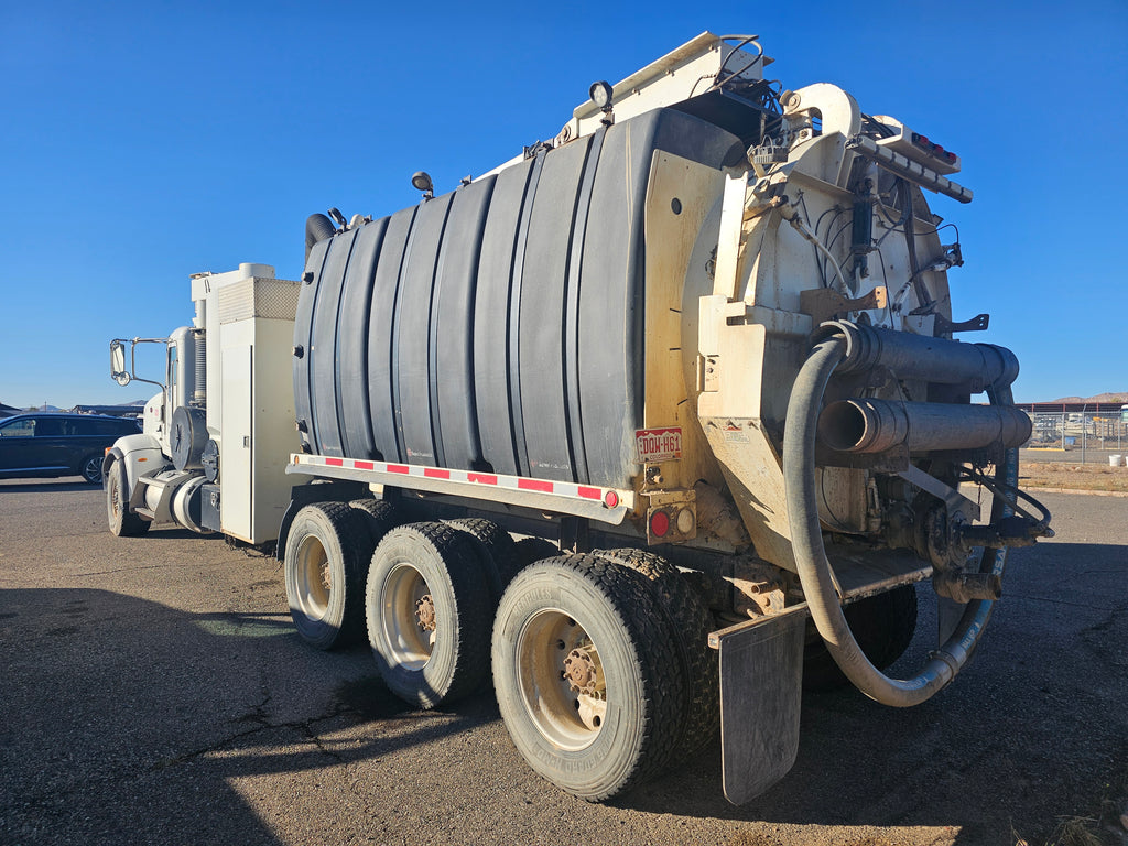 2011 Peterbilt Muddog 1600 Vac Unit
