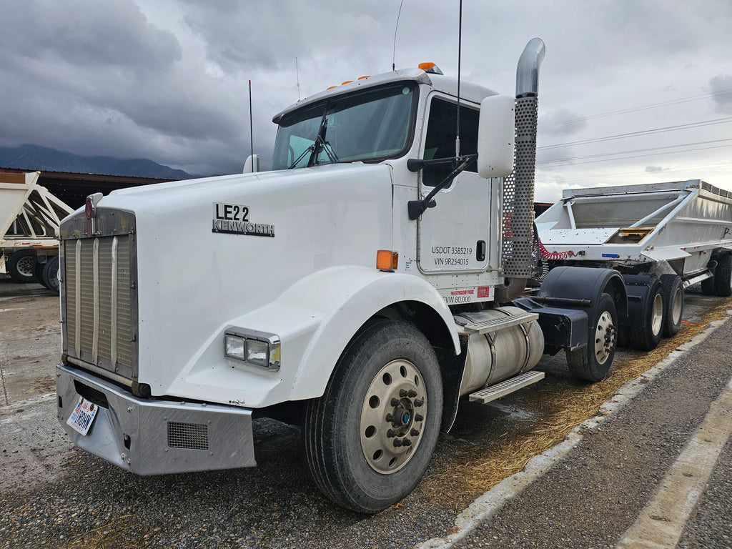 2009 Kenworth T8