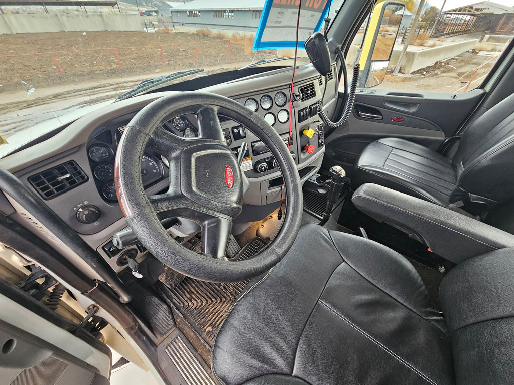 Peterbilt 579