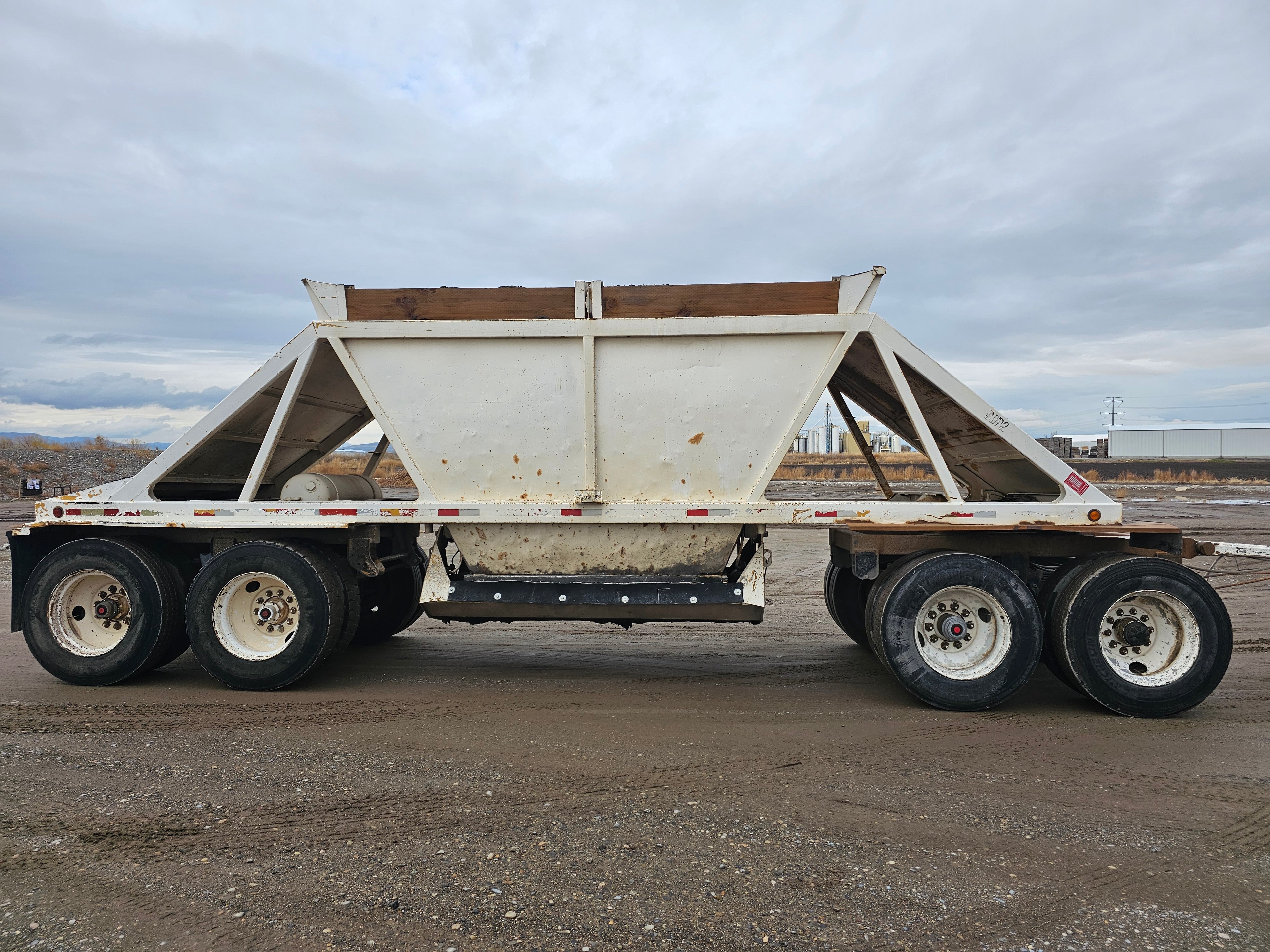 Red River Belly Dump Main and 98 Landoll Pup