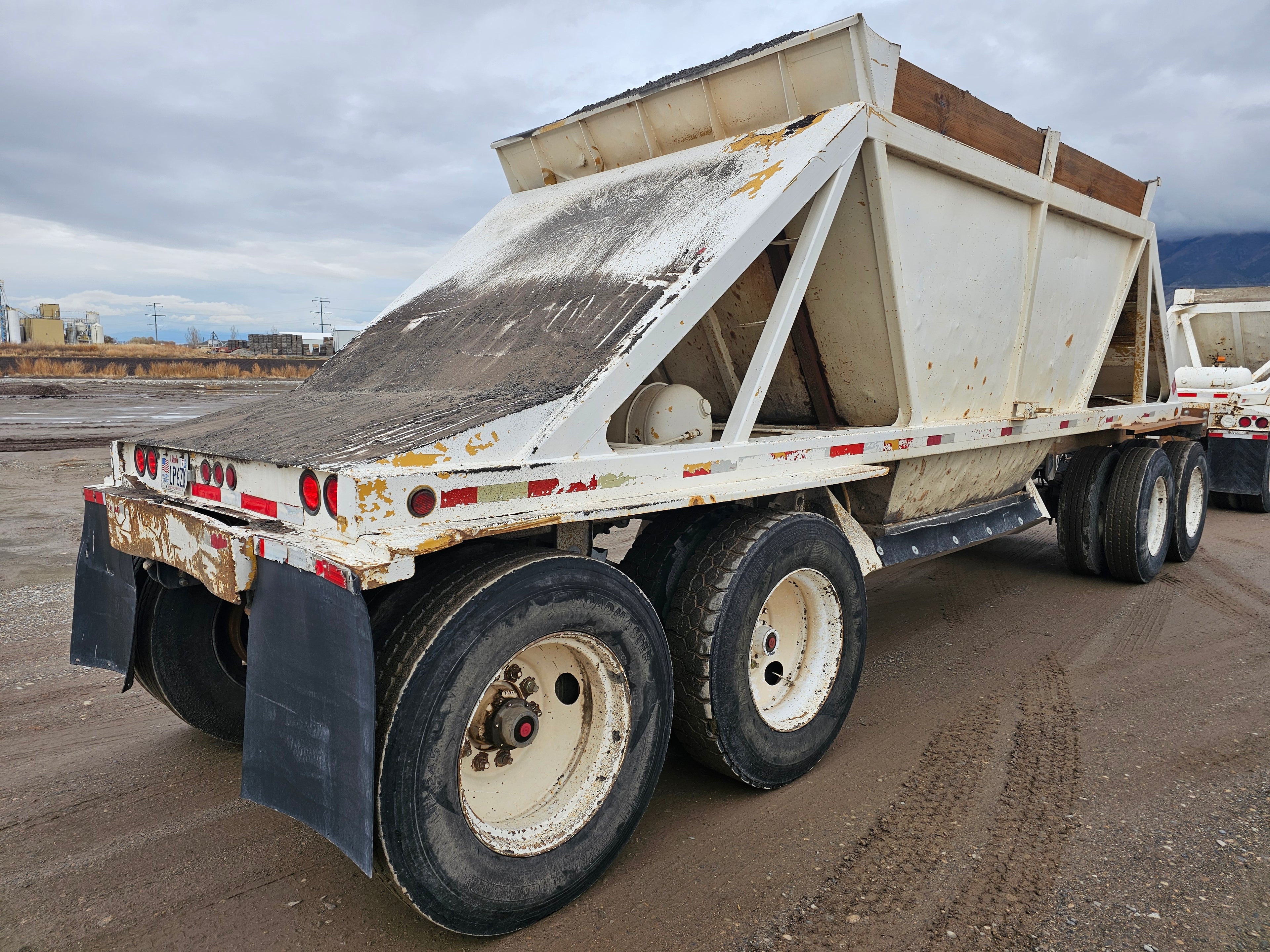 Red River Belly Dump Main and 98 Landoll Pup