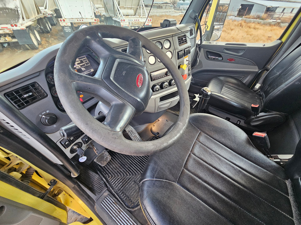 Peterbilt 579