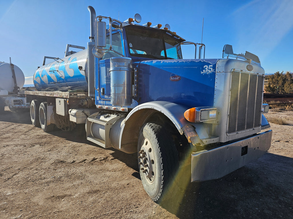 Peterbilt 378 Bobtail and Dragon Pup