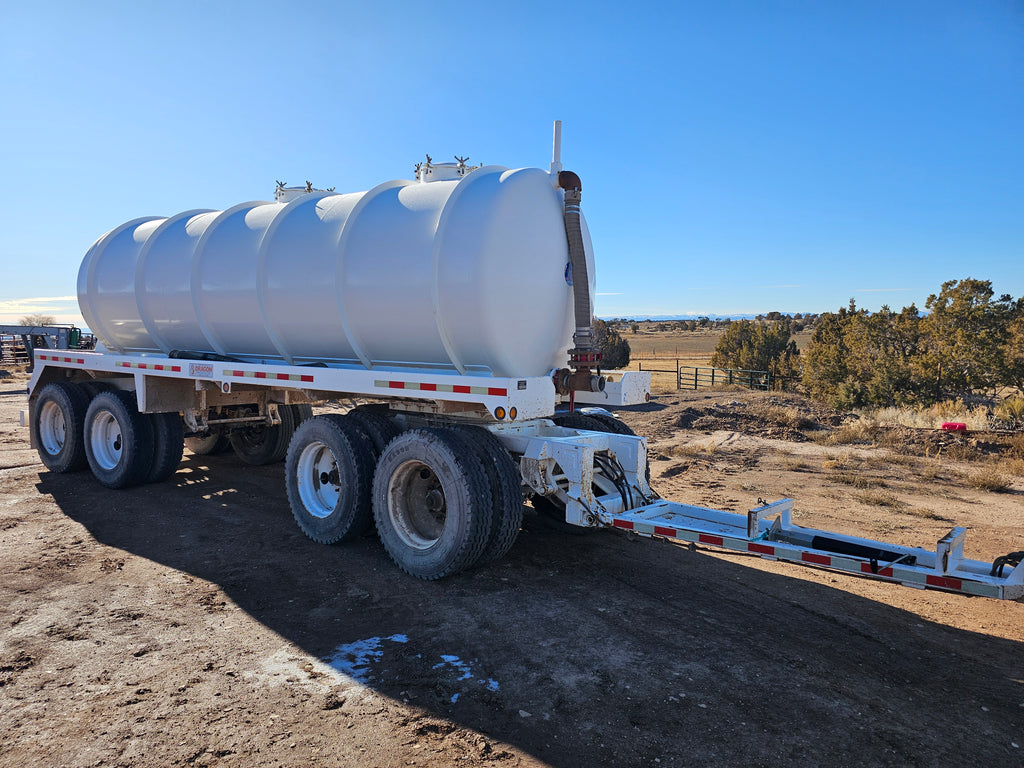 Peterbilt 378 Bobtail and Dragon Pup