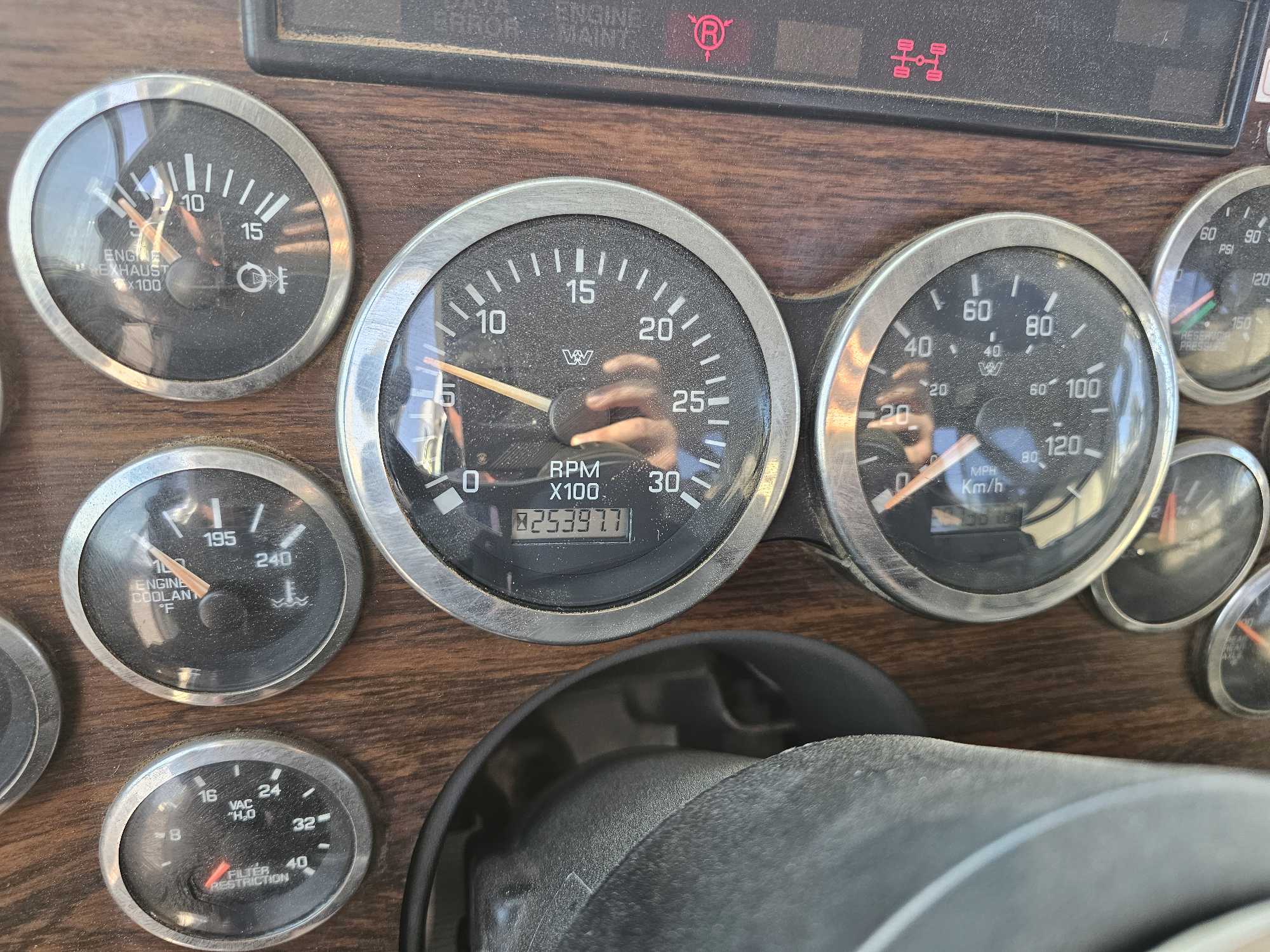 1999 Western Star 4900 Twin Steer Winch Truck